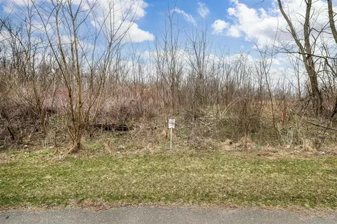 Unit 15 Long Lake #15, Cassopolis, MI 49031