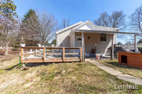 Exterior - 163 S York, Belding, MI 48809 photo 5 of 5