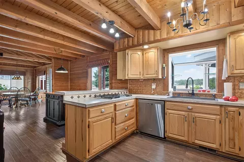 Kitchen - 7596 Wadding, Onsted, MI 49265 photo 1 of 5