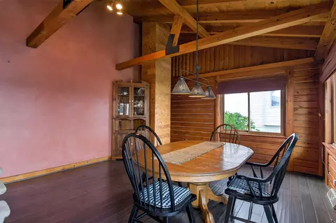 Dining - 7596 Wadding, Onsted, MI 49265 photo 2 of 4