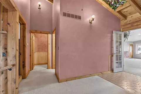 Entry Way - 7596 Wadding, Onsted, MI 49265 photo 5 of 8