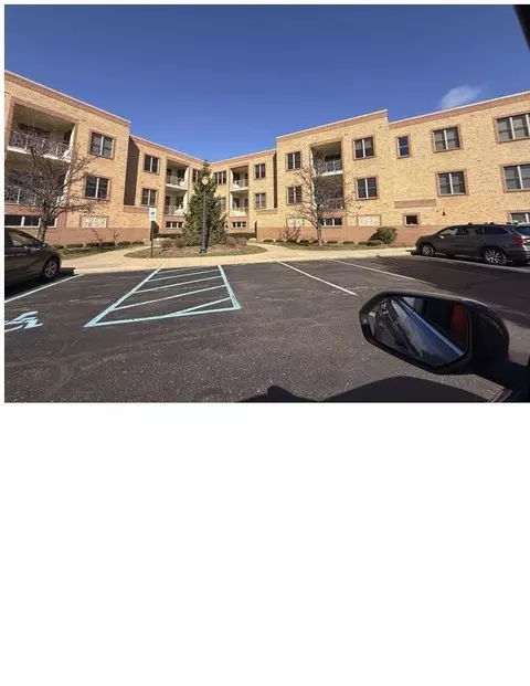 29 E 6th #306, Holland, MI 49423