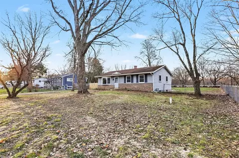 Exterior - 4537 W Ab, Plainwell, MI 49080 photo 6 of 9