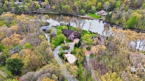 7428 Biscayne, Grand Rapids, MI 49546