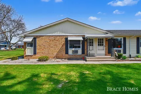 647 Blue Ash, Grand Rapids, MI 49548