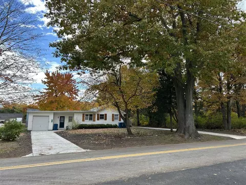 707 N Maple, Saugatuck, MI 49453