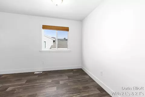 Bedroom - 749 Pine Rdg, Belding, MI 48809 photo 1 of 8