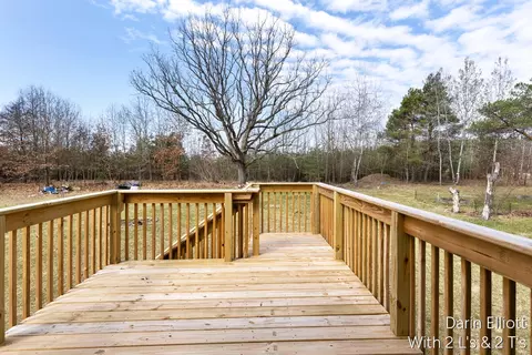 Exterior - 749 Pine Rdg, Belding, MI 48809 photo 2 of 3
