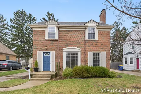 870 Mayhew Wood, Grand Rapids, MI 49507