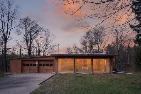 7091 Ann Arbor, Jackson, MI 49201 photo 2