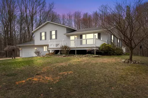 2902 63rd, Fennville, MI 49408