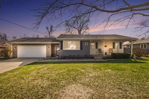 1516 Maderia, Grand Rapids, MI 49534