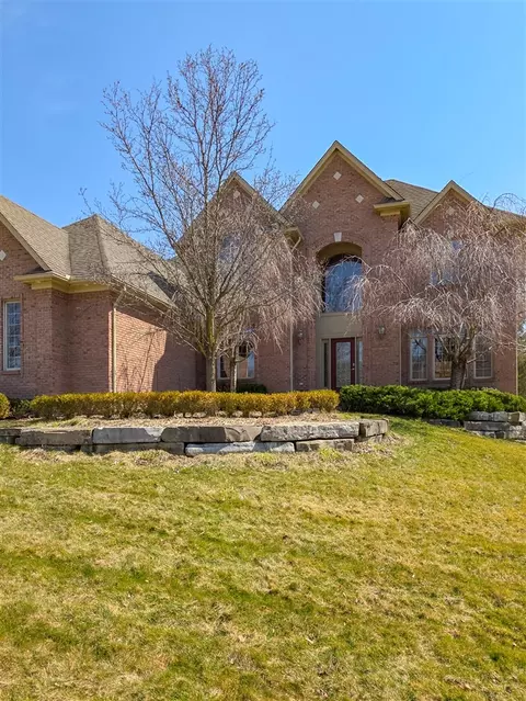 1053 Autumnview, Rochester, MI 48307