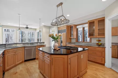 Kitchen - 7176 Sanctuary, Jackson, MI 49201 photo 3 of 7