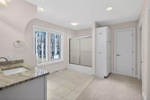Bath - 7176 Sanctuary, Jackson, MI 49201 photo 5 of 10