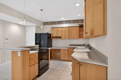 Kitchen - 7176 Sanctuary, Jackson, MI 49201 photo 7 of 7