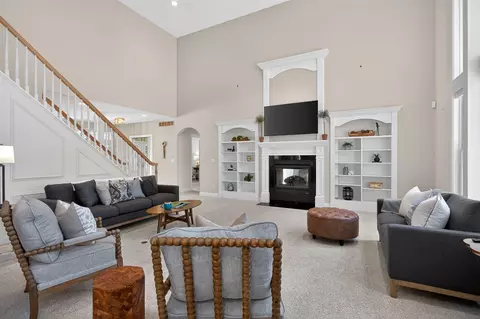 Living - 7176 Sanctuary, Jackson, MI 49201 photo 3 of 6