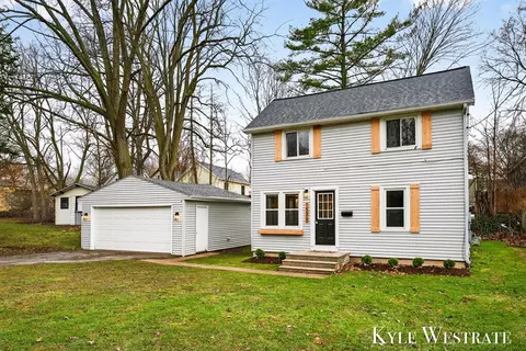 1537 Diamond, Grand Rapids, MI 49505