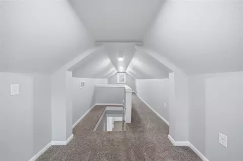 Entry Way - 3227 Matthews, Jackson, MI 49203 photo 5 of 5