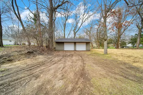 Exterior - 3227 Matthews, Jackson, MI 49203 photo 11 of 12