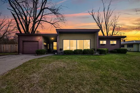117 Orchard Rdg, Hillsdale, MI 49242