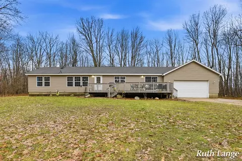 17066 Amber, Sand Lake, MI 49343