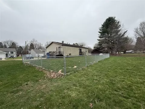 Exterior - 460 Ellsworth, Bellevue, MI 49021 photo 11 of 13