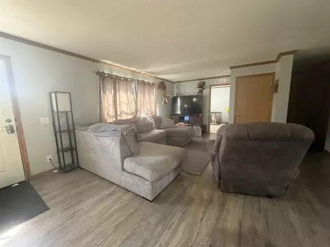 Living - 460 Ellsworth, Bellevue, MI 49021 photo 1 of 3