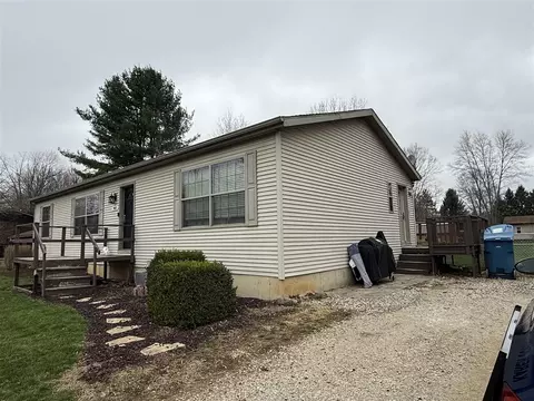Exterior - 460 Ellsworth, Bellevue, MI 49021 photo 3 of 13
