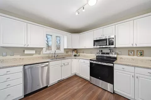 4830 Stonewood, Jackson, MI 49201 photo 23