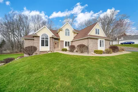 4830 Stonewood, Jackson, MI 49201 photo 4
