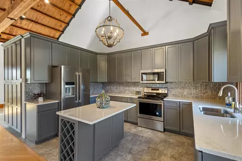 Kitchen - 13060 Broadway, Three Rivers, MI 49093 photo 1 of 4