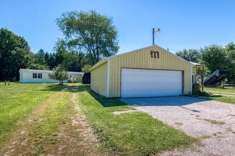 171 W Sidney, Sidney, MI 48885