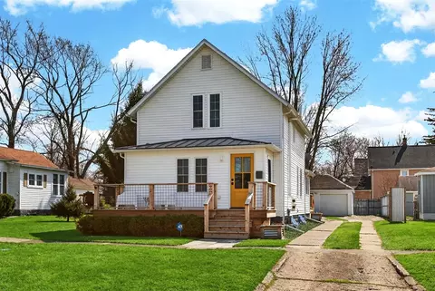 104 E Locust, Three Oaks, MI 49128