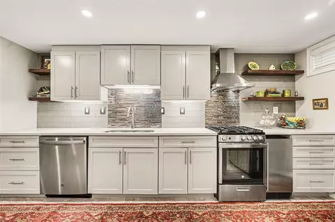 Kitchen - 612 Hill, Marshall, MI 49068 photo 3 of 3