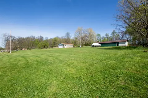 18678 Smith, Cassopolis, MI 49031 photo 10