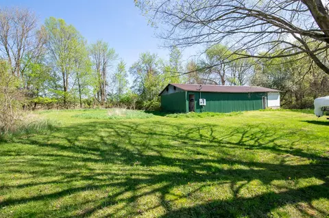 18678 Smith, Cassopolis, MI 49031 photo 5