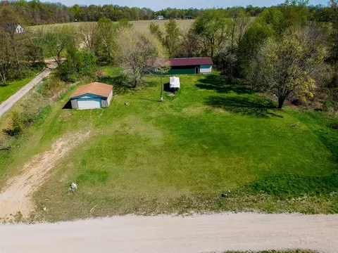 18678 Smith, Cassopolis, MI 49031 photo 12