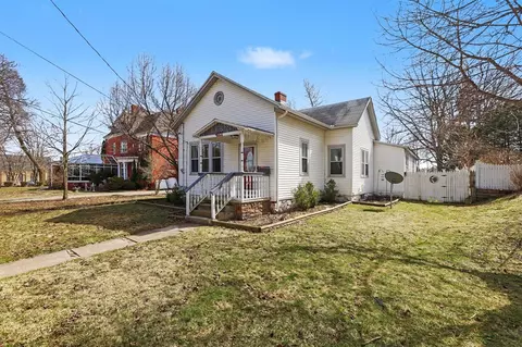 411 5th, Manistee, MI 49660