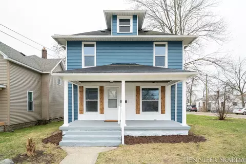 34 La Belle, Grand Rapids, MI 49507