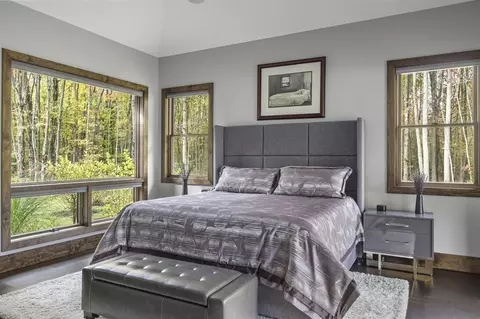 Bedroom - 6941 Youngren, Harbert, MI 49115 photo 2 of 3