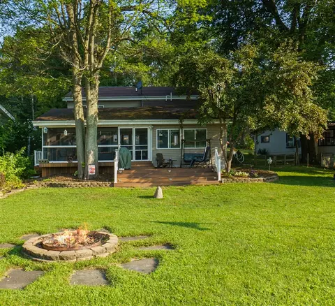 11422 Lakeshore, Lakeview, MI 48850