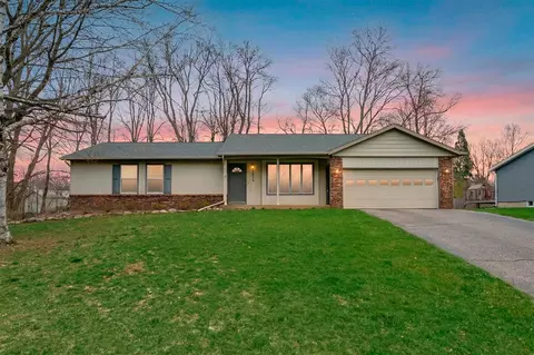 3630 Thornhill, Kalamazoo, MI 49004