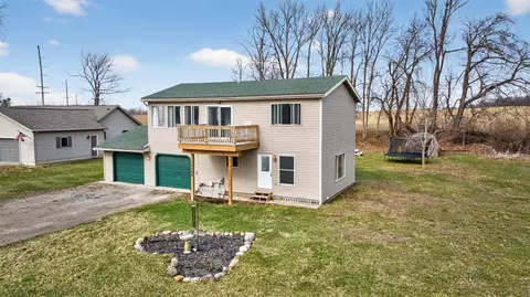 10568 Woodbrook, Cement City, MI 49233