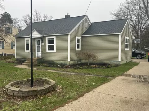 6894 12th, Jenison, MI 49428