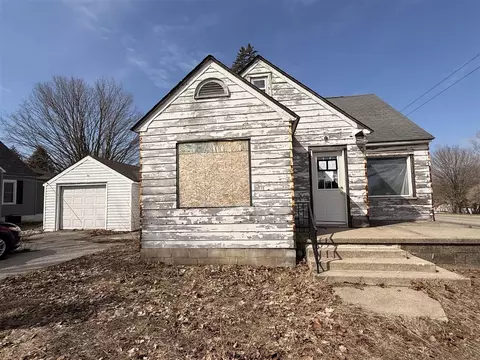 7 S Elm, Hesperia, MI 49421