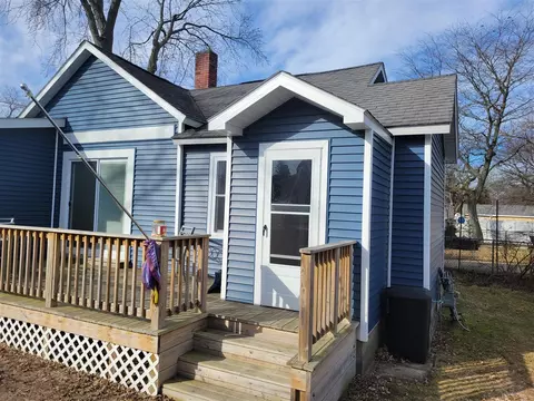 252 Hughes, Manistee, MI 49660