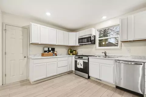 Kitchen - 542 Ionia, Belding, MI 48809 photo 2 of 2