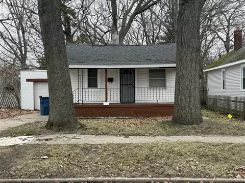 2820 Park, Muskegon, MI 49444