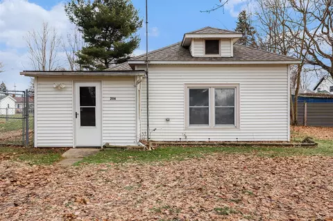 206 Burr Oak, Mendon, MI 49072